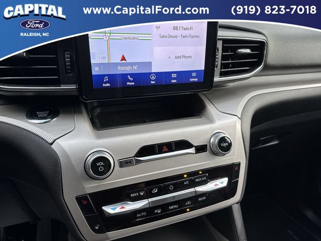 Certified 2023 Ford Explorer XLT w/ Equipment Group 202A RWD image 27