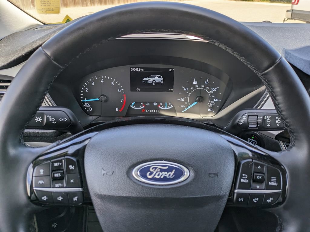 Certified 2022 Ford Escape SEL image 25