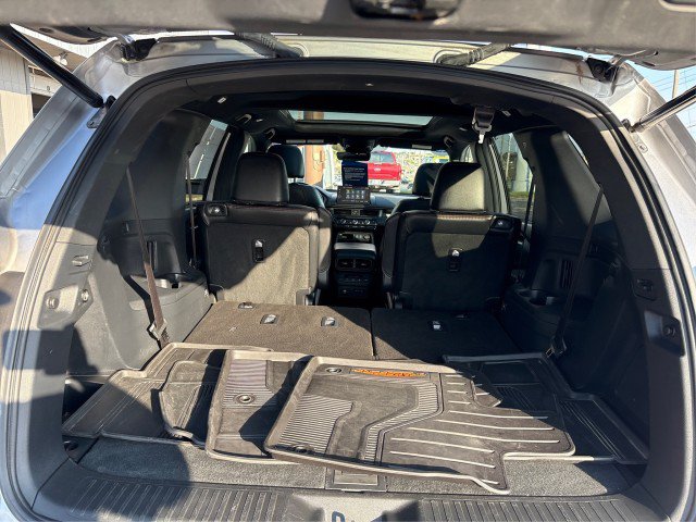 Used 2025 Honda Pilot TrailSport image 12