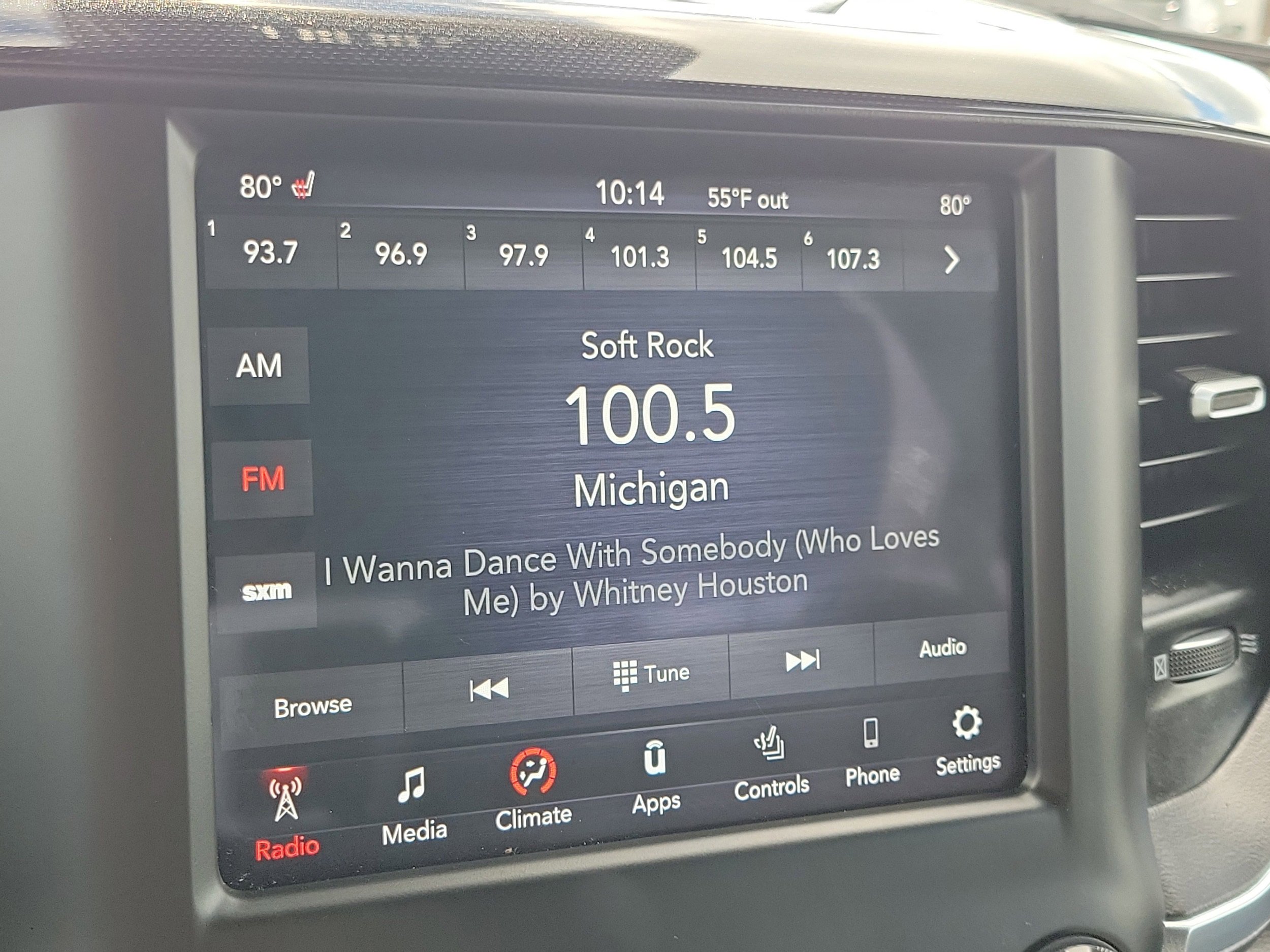 Used 2021 RAM 1500 Laramie w/ Sport Appearance Package AWD/4WD image 27