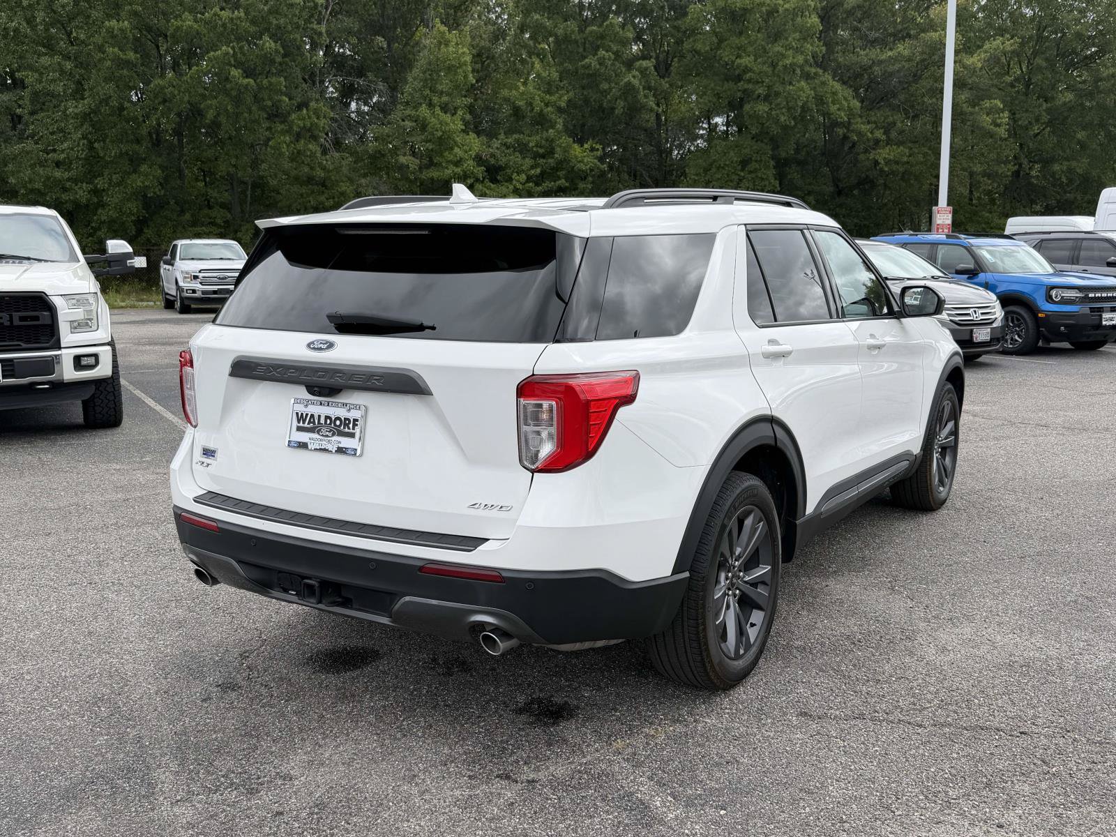 Certified 2023 Ford Explorer XLT w/ Equipment Group 202A AWD/4WD image 2