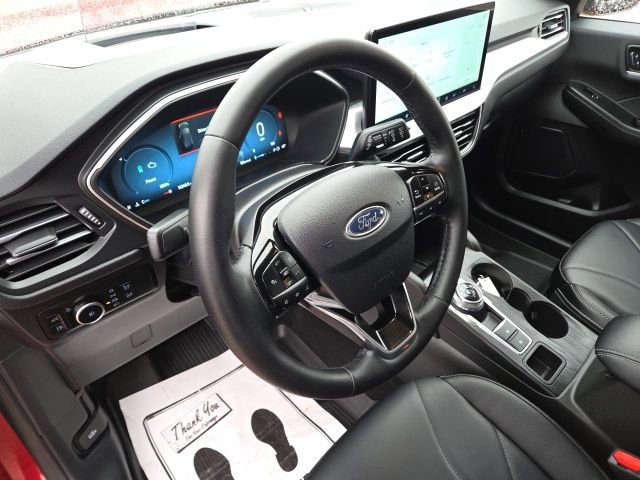 Certified 2025 Ford Escape SE w/ PHEV Premium Package FWD image 28