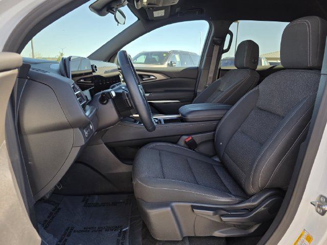 Used 2024 Chevrolet Traverse LS FWD image 14