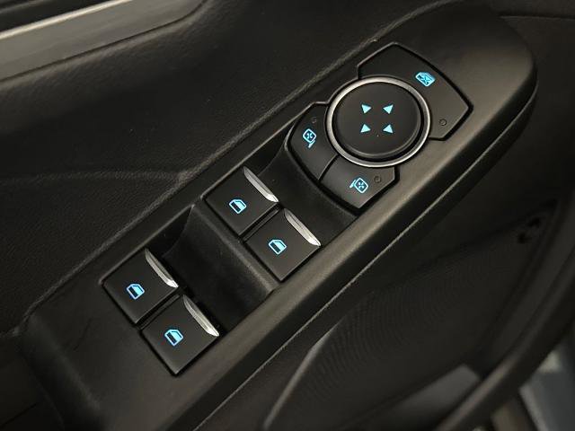 Certified 2025 Ford Escape SE w/ PHEV Premium Package image 16