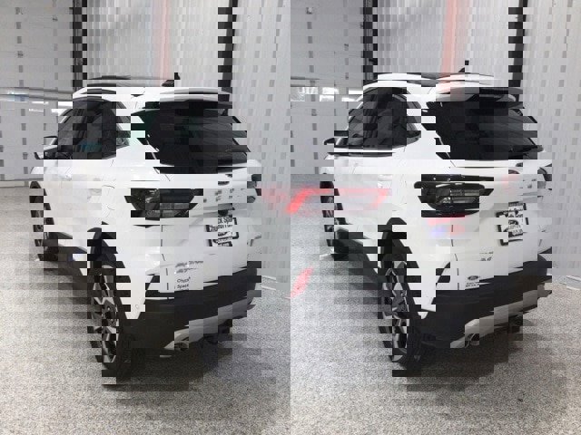 Certified 2023 Ford Escape Platinum w/ Premium Technology Package image 5