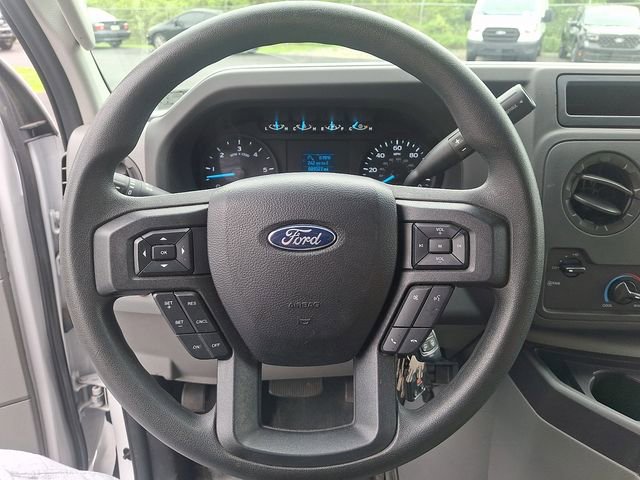 Certified 2023 Ford E-450 and Econoline 450 Super Duty w/ Power Windows & Locks Group RWD image 31