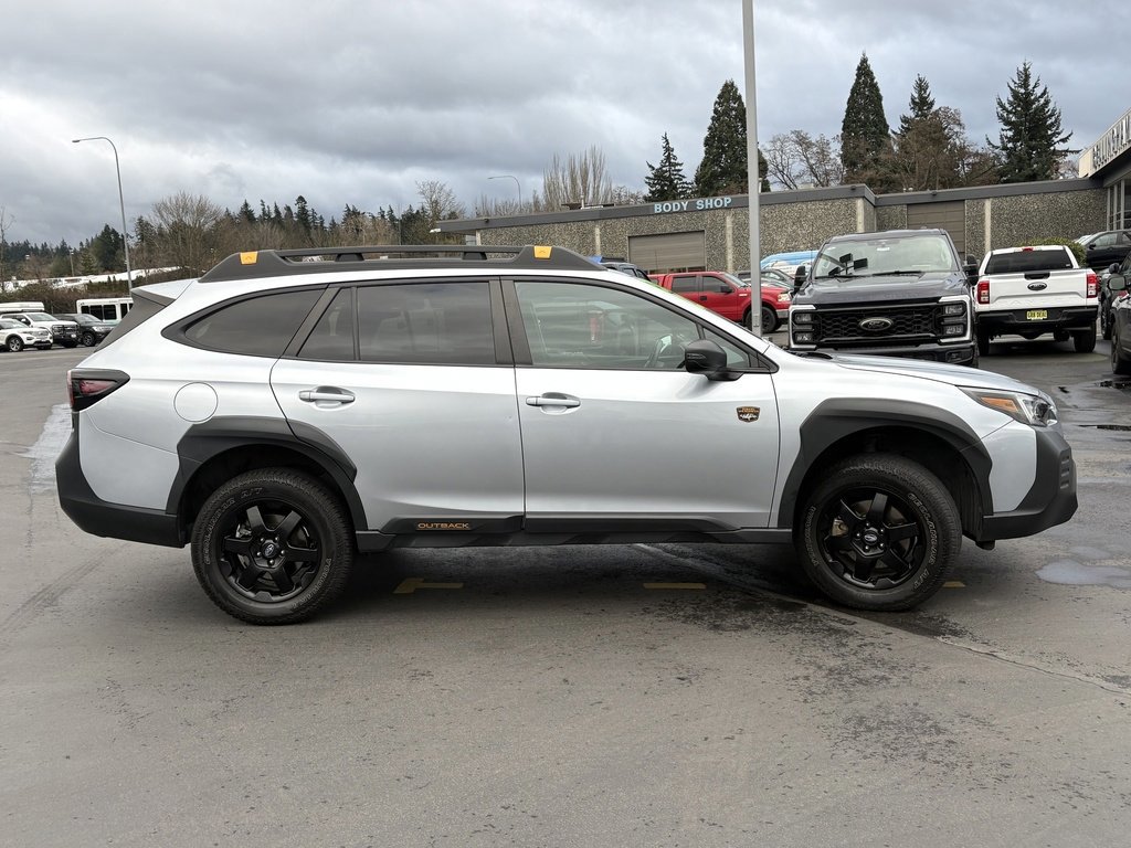 Used 2022 Subaru Outback Wilderness image 2