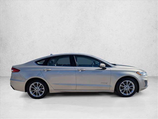 Certified 2019 Ford Fusion SE FWD image 4