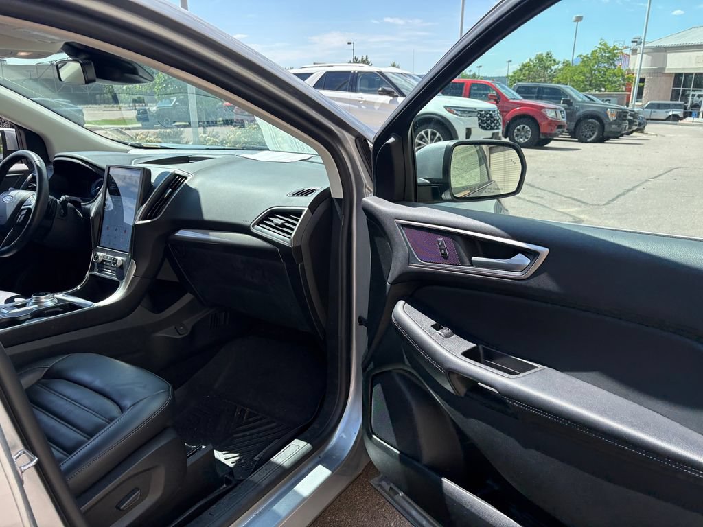 Certified 2024 Ford Edge SEL w/ Convenience Package AWD/4WD image 30