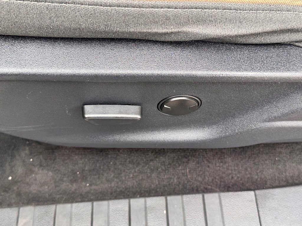Certified 2023 Ford F150 XLT AWD/4WD image 17