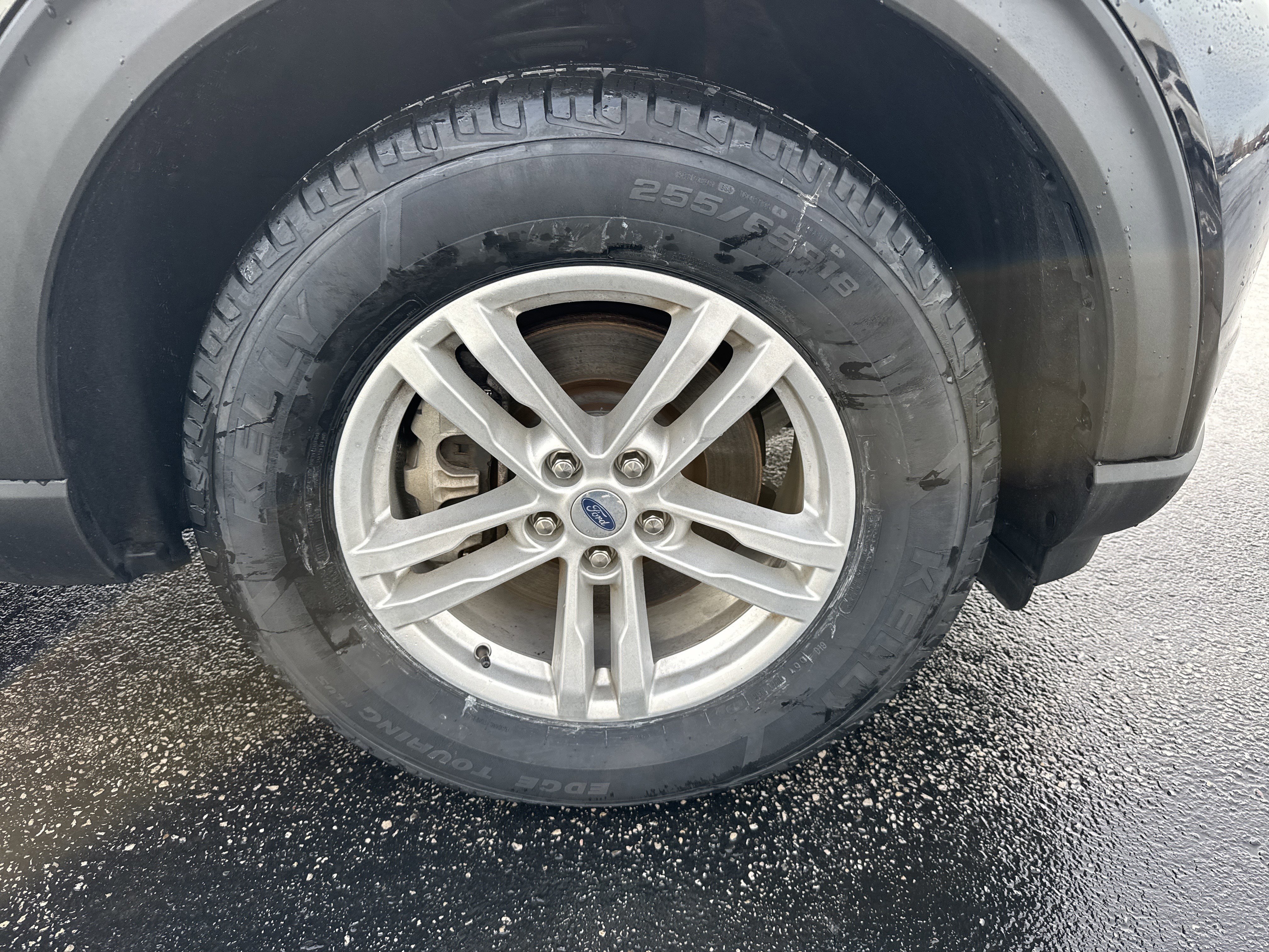 Certified 2022 Ford Explorer XLT w/ Equipment Group 202A image 15