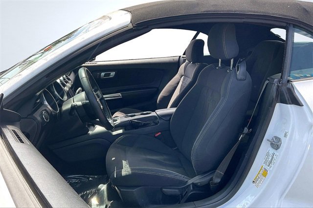 Certified 2022 Ford Mustang Convertible image 15