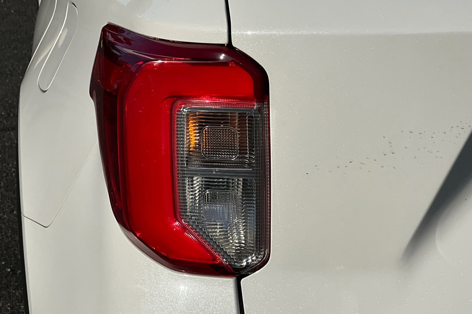 Certified 2022 Ford Explorer Platinum w/ Equipment Group 601A image 50