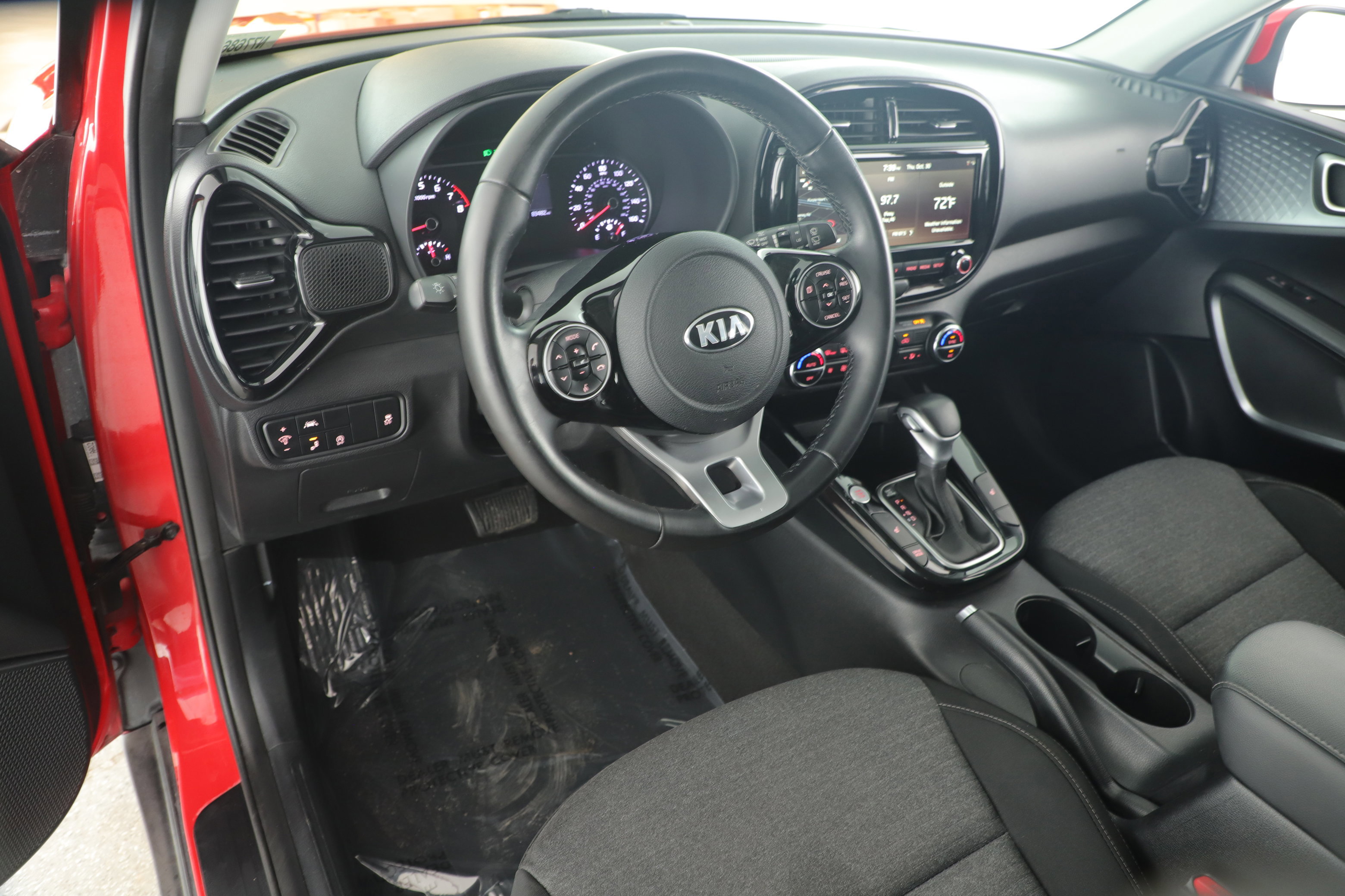 Used 2021 Kia Soul EX image 13