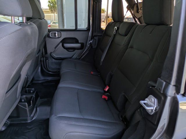 Used 2018 Jeep Wrangler Unlimited Sport S image 17