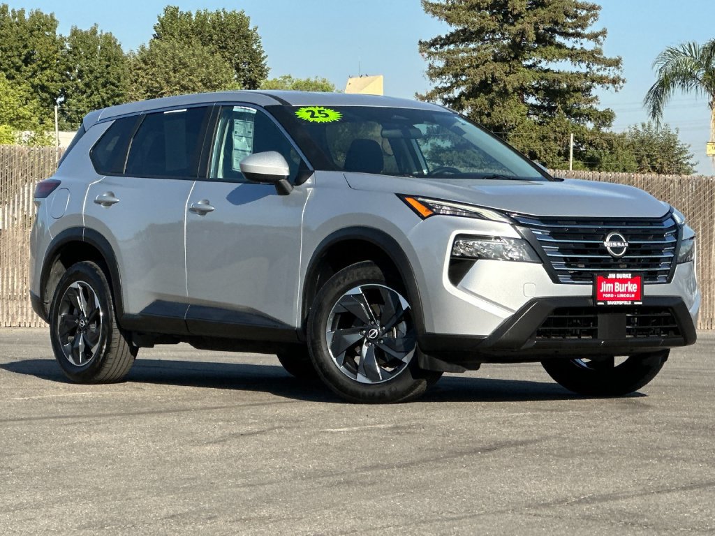 Used 2025 Nissan Rogue SV