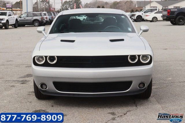 Used 2020 Dodge Challenger SXT w/ Blacktop Package image 6