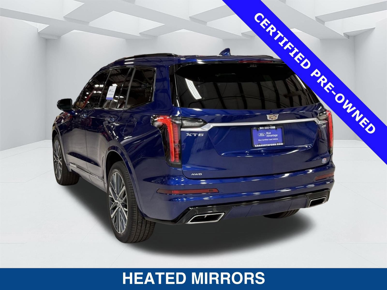 Used 2023 Cadillac XT6 Sport w/ Technology Package image 2