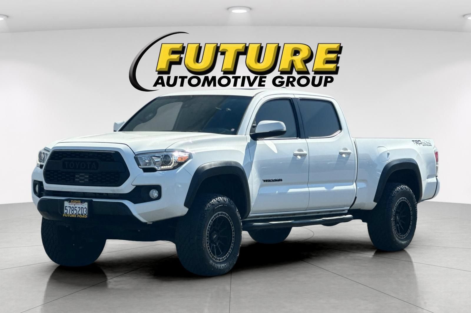 Used 2021 Toyota Tacoma TRD Off-Road w/ TRD Premium Off Road Package AWD/4WD image 7