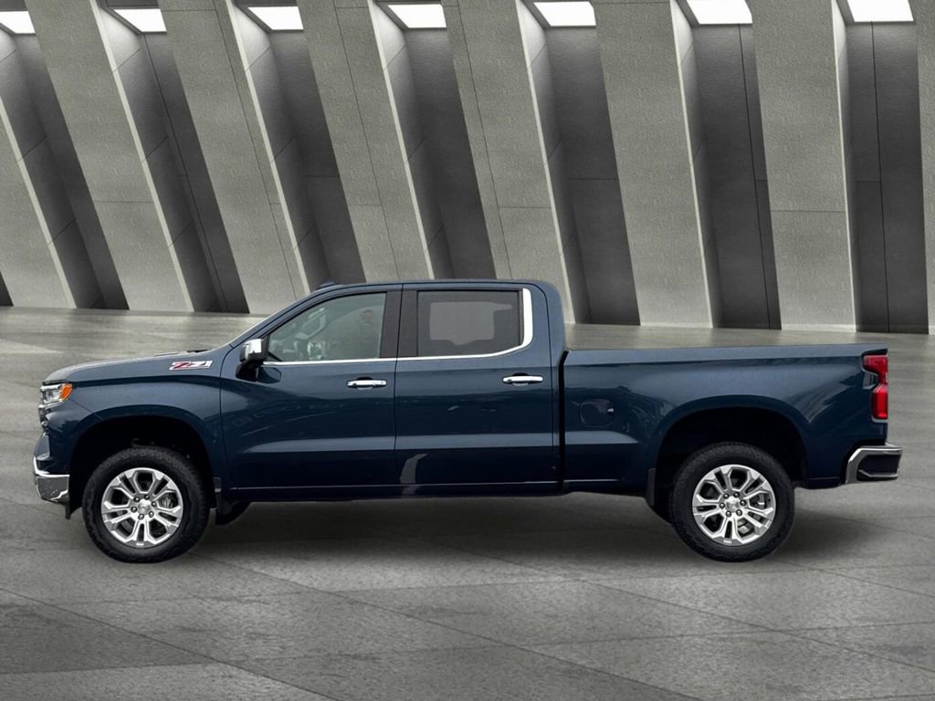 Used 2022 Chevrolet Silverado 1500 LTZ w/ Technology Package AWD/4WD image 6