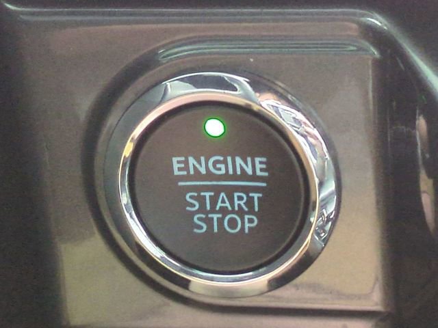 Certified 2023 Ford F150 XLT w/ Equipment Group 302A High image 28