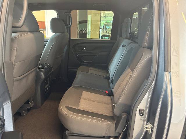 Used 2024 Nissan Titan SV w/ SV Convenience Package AWD/4WD image 12