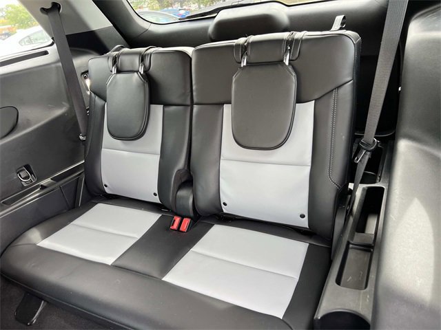 Certified 2022 Ford Explorer XLT w/ Equipment Group 202A image 14