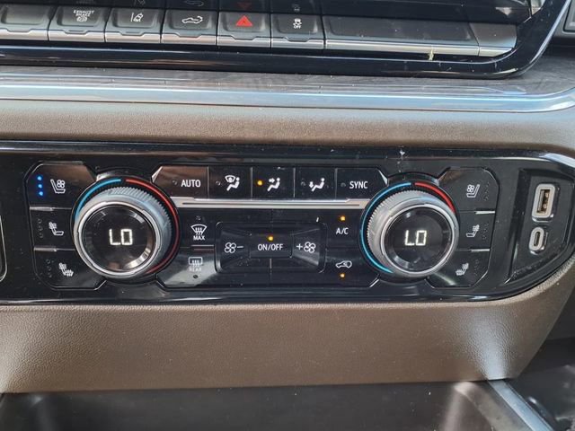 Used 2024 Chevrolet Silverado 3500 LTZ w/ LTZ Convenience Package image 21