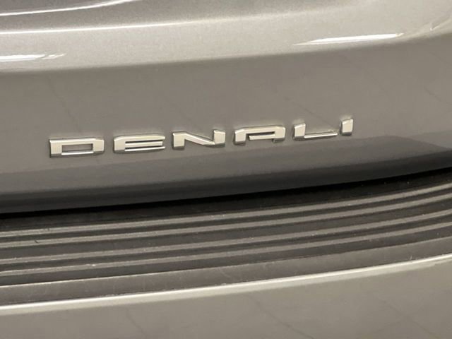 Used 2021 GMC Yukon Denali image 6