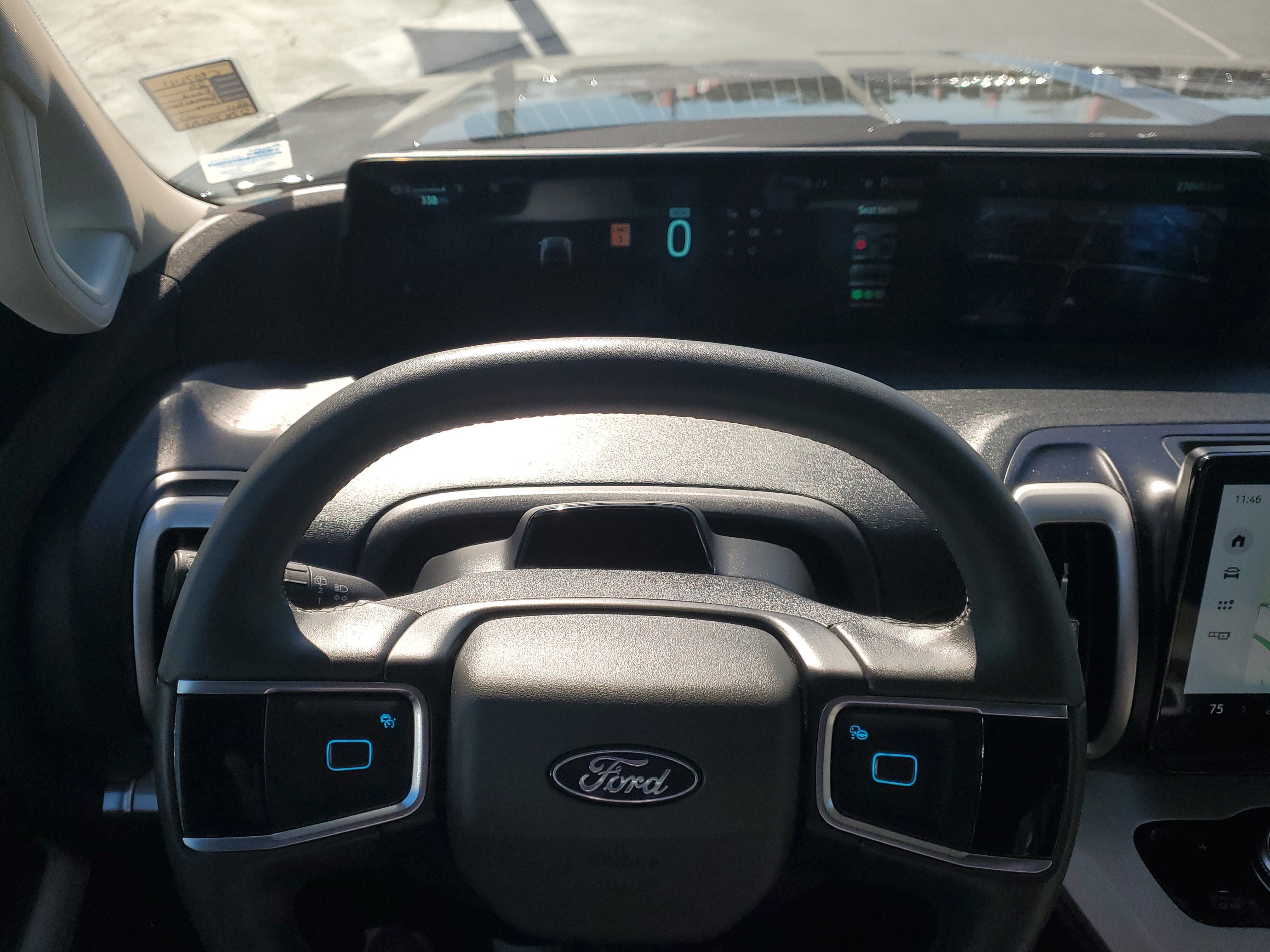 Certified 2025 Ford Expedition Max Active image 24