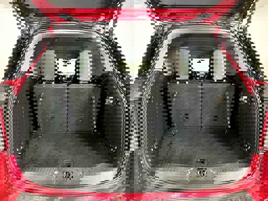 Certified 2023 Ford Explorer XLT w/ Equipment Group 202A image 21