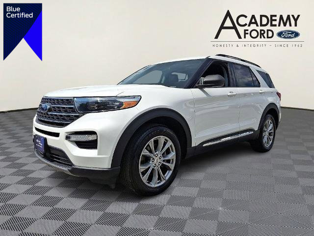 Certified 2022 Ford Explorer XLT w/ Equipment Group 202A AWD/4WD image 1