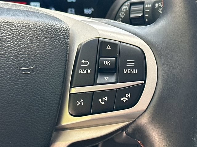 Certified 2025 Ford Explorer Active w/ Active Comfort Package AWD/4WD image 36