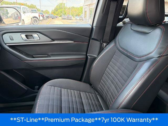 Certified 2025 Ford Explorer ST-Line w/ Premium Package AWD/4WD image 27