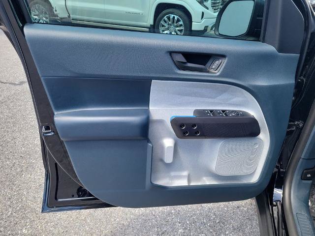 Certified 2025 Ford Maverick XLT FWD image 20