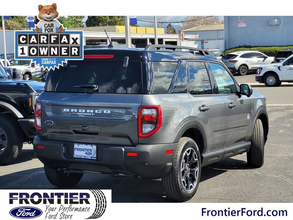 Certified 2025 Ford Bronco Sport Outer Banks w/ Outer Banks Tech Package+ image 3