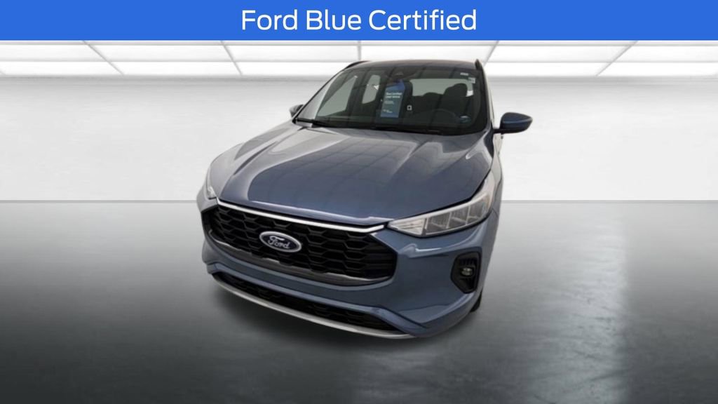 Certified 2023 Ford Escape ST-Line Select w/ Tech Pack #1 image 2