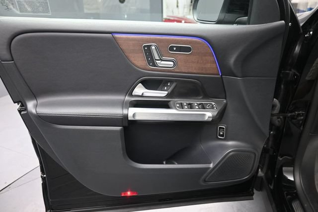 Used 2022 Mercedes-Benz GLB 250 4MATIC image 21