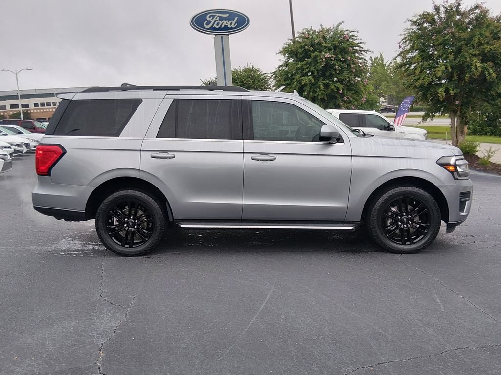 Certified 2023 Ford Expedition XLT RWD image 3
