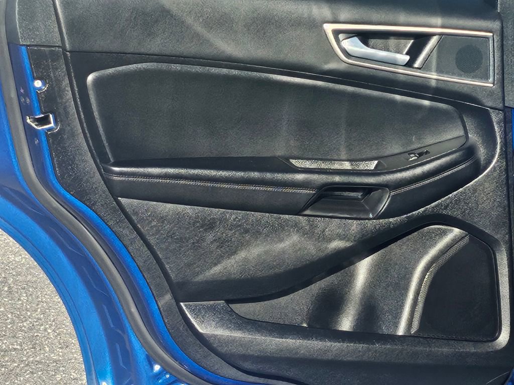 Certified 2024 Ford Edge SEL w/ Convenience Package image 33