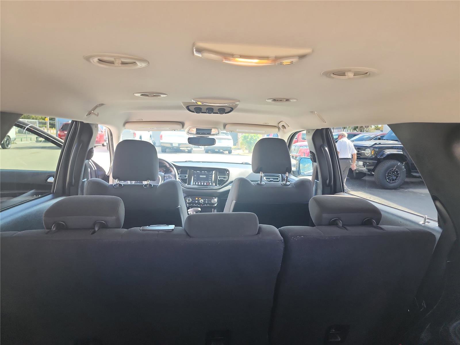 Used 2021 Dodge Durango SXT image 23