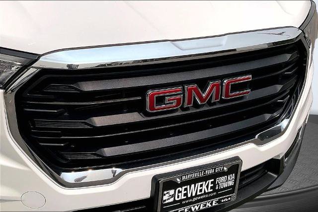 Used 2024 GMC Terrain SLE AWD/4WD image 28