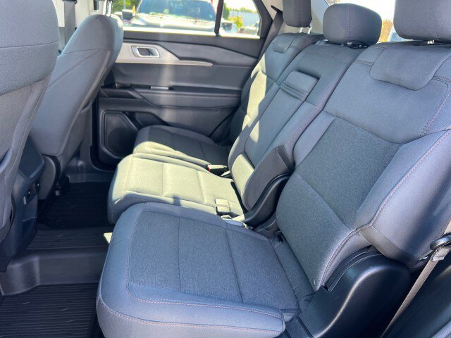 Certified 2026 Ford Explorer Active AWD/4WD image 19
