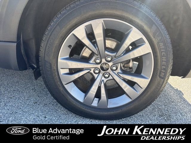 Certified 2023 Ford Explorer XLT w/ Equipment Group 202A AWD/4WD image 4