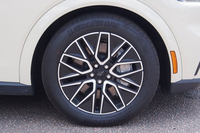 Certified 2025 Ford Mustang Mach-E Premium RWD image 9