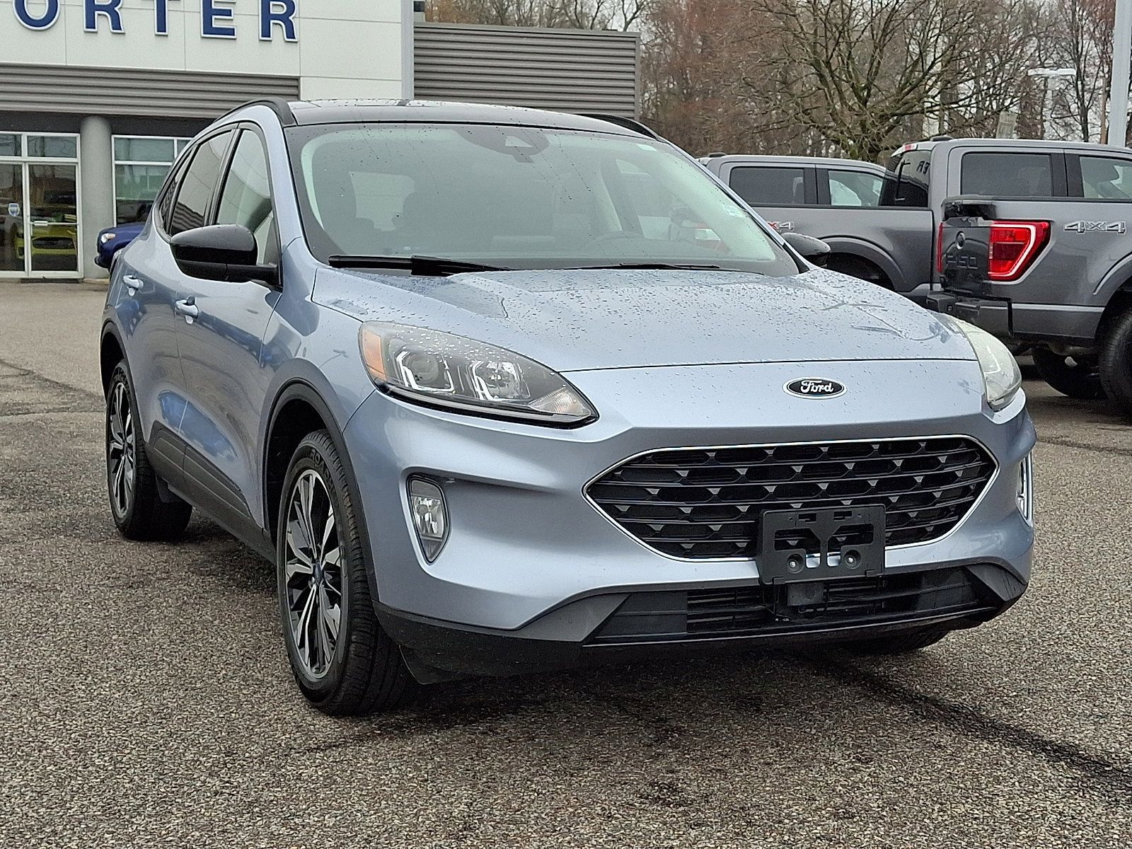 Certified 2022 Ford Escape SEL w/ SEL Stealth AWD Package image 11