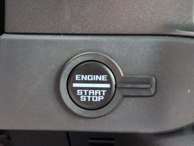 Certified 2025 Ford Bronco Badlands AWD/4WD image 28