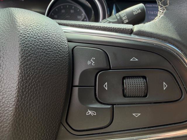 Used 2022 Buick Encore GX Select w/ Sport Touring Package FWD image 19