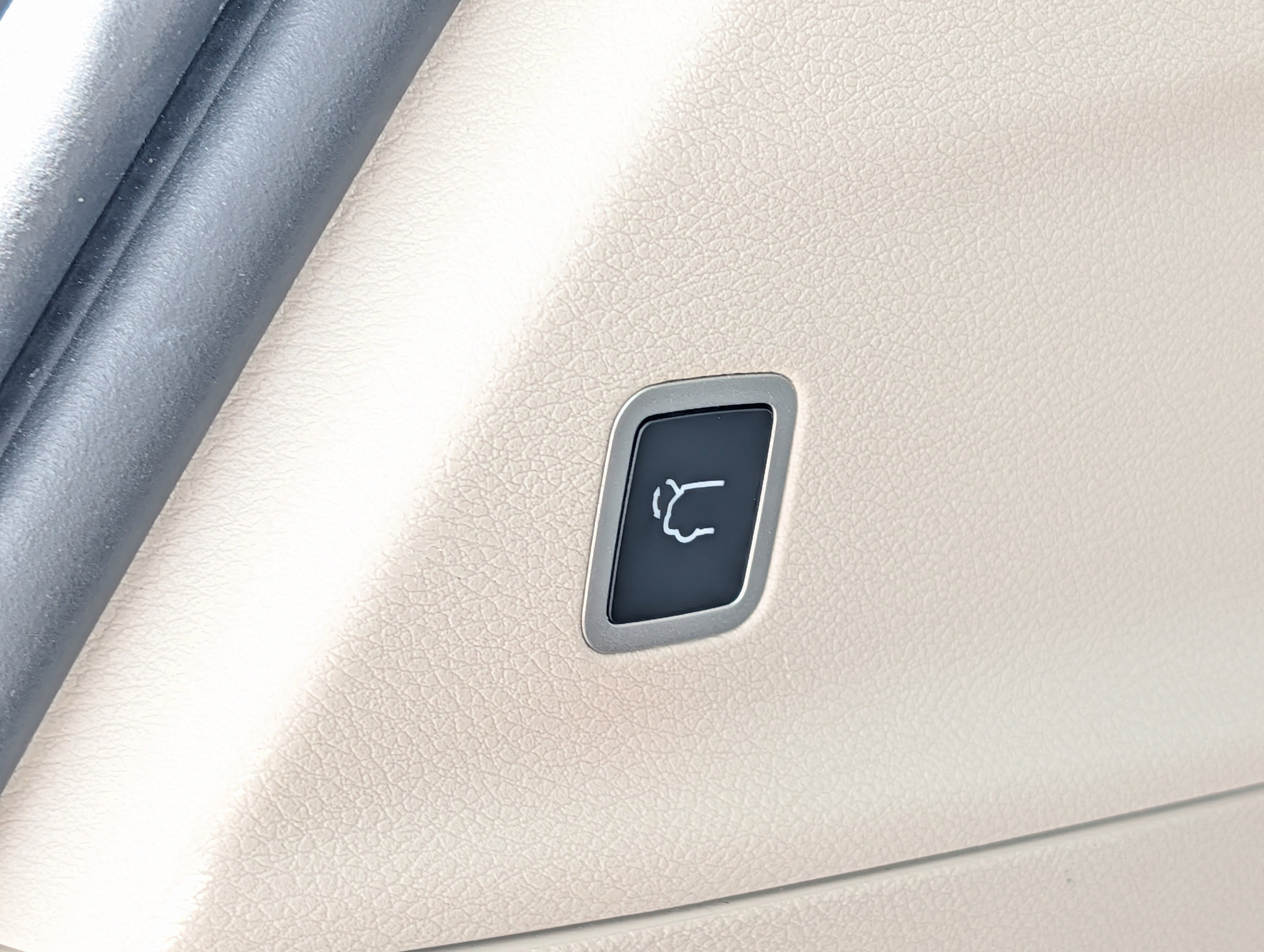 Used 2022 Chrysler Pacifica Limited image 14