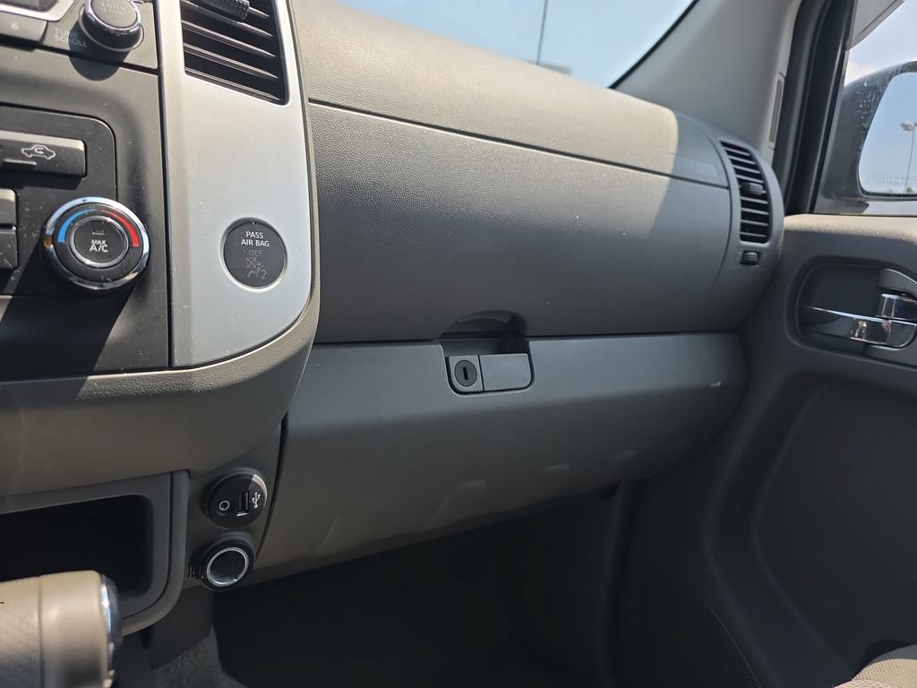 Used 2017 Nissan Frontier SV AWD/4WD image 42